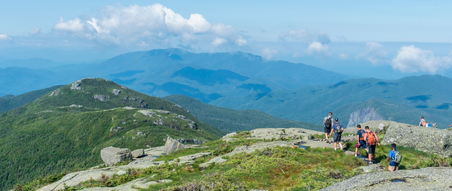hikers on algonquin peak