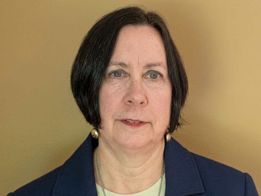woman with dark short hair